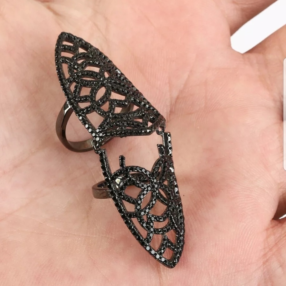 Black onyx & rhodium sterling silver finger cuff - Picture 3 of 3